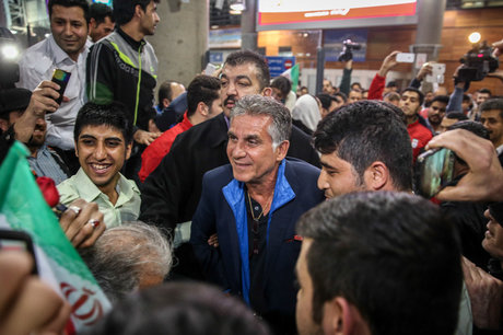 آذری: فوتبال ما جزیره‌ای اداره می‌شود/ کی‌روش باید بماند